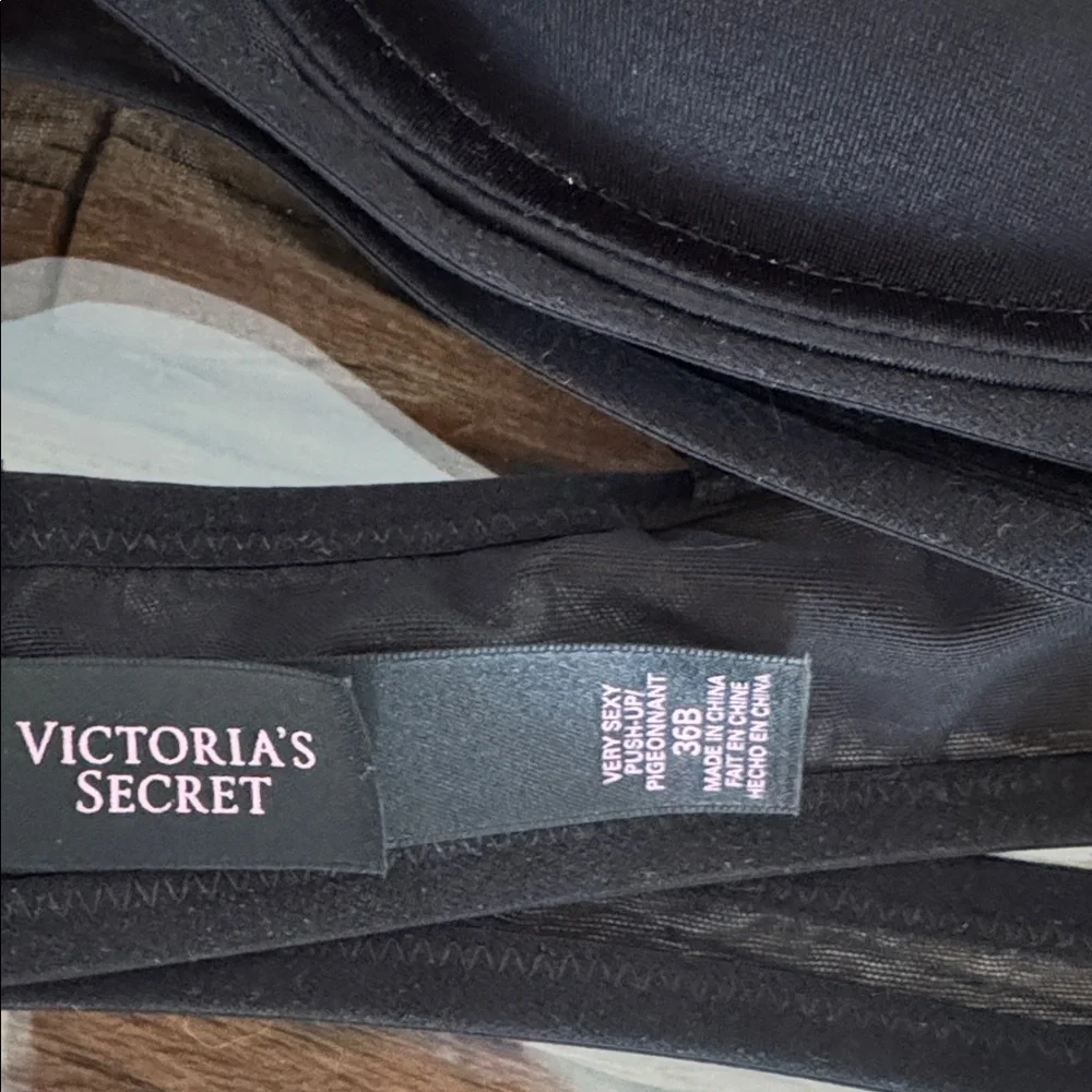 Victoria's Secret Very Sexy Black Satin Caged Mesh Double-Strap Push up Bra 36B